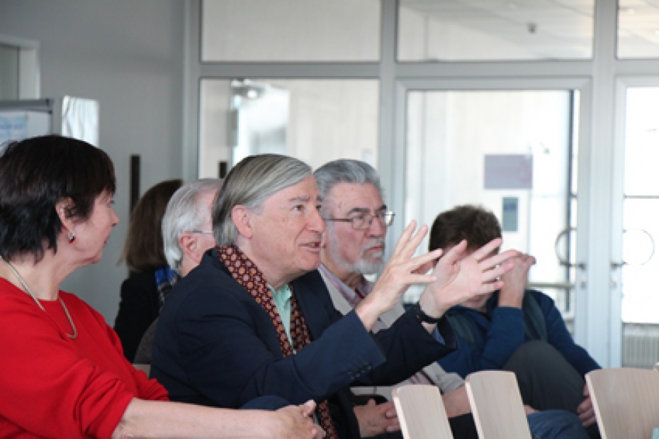 Prof. Dr. Richard Faber in der Diskussion