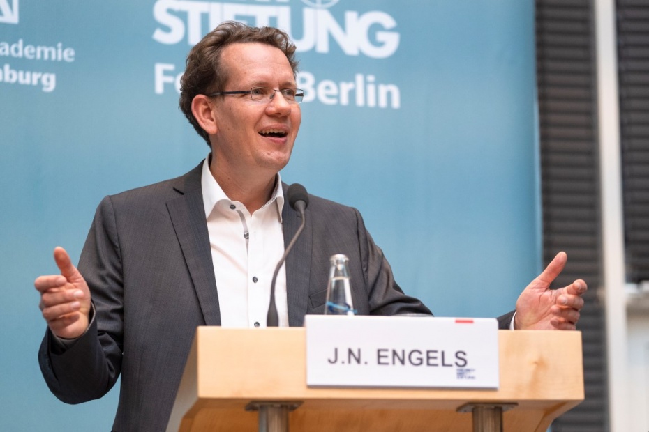 Jan Niklas Engels