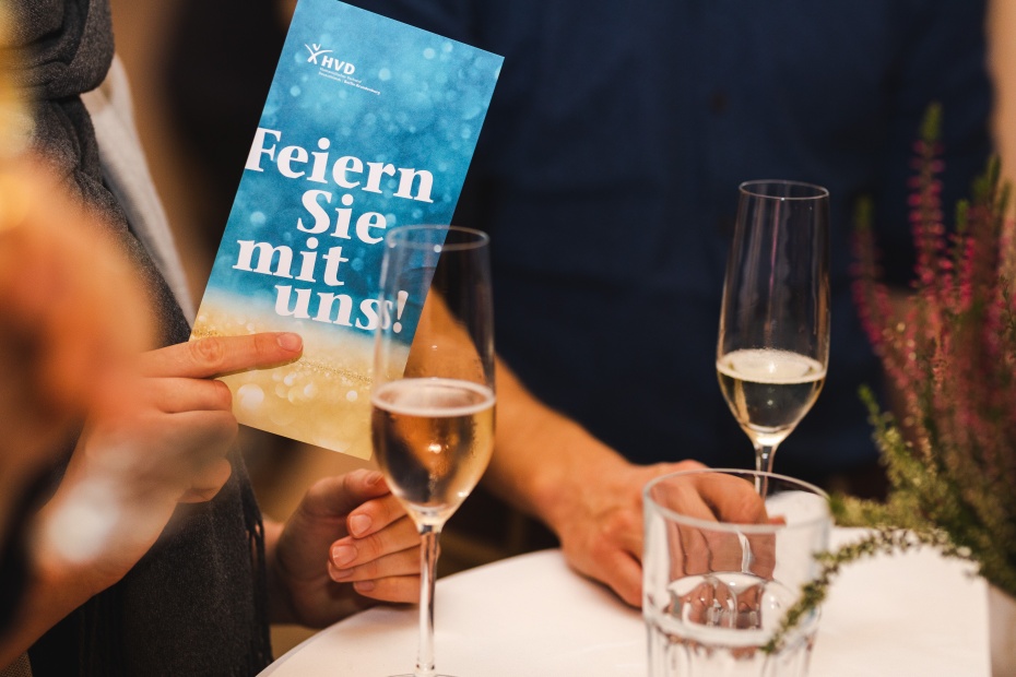 Ein Grund zum Feiern: Die Verleihung der Körperschaftsrechte setzt für die Regionalverbände einen wichtigen Entwicklungsprozess in Gang.