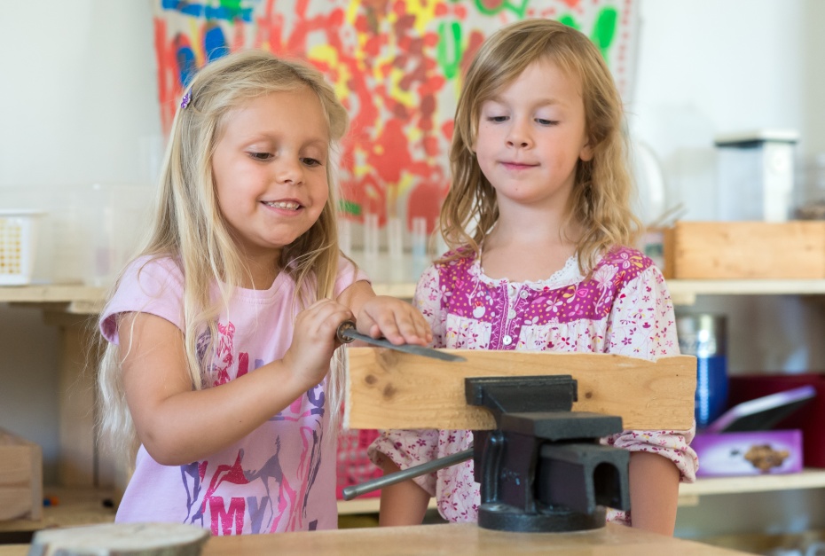  Unsere Pädagog_innen zeigen spürbares Interesse an den Handlungen, Fragen und Konstruktionen der Kinder. 