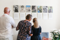 Besucher*innen zeigten reges Interesse an Marlene Lippoks Wanderausstellung „Der Tod und Ich“ 