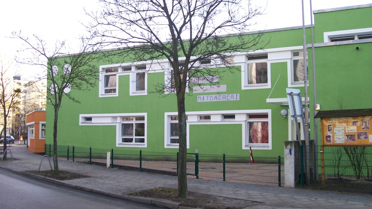 Eingang zum großen Haus 