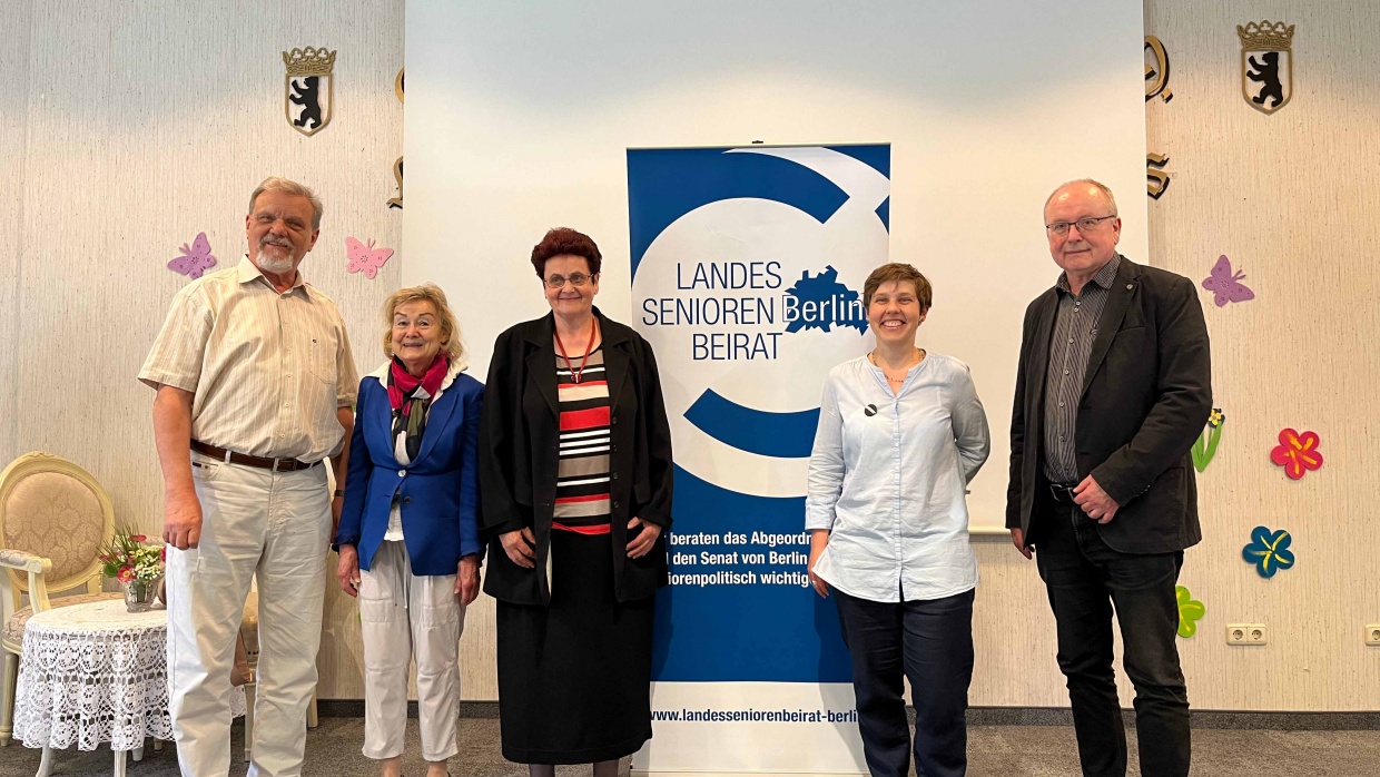 Mit der Mitgliedschaft im LSBB möchte der Humanistische Verband Berlin-Brandenburg mehr als 10.000 Senior_innen, die er jährlich begleitet, berät und unterstützt, eine Stimme geben. 