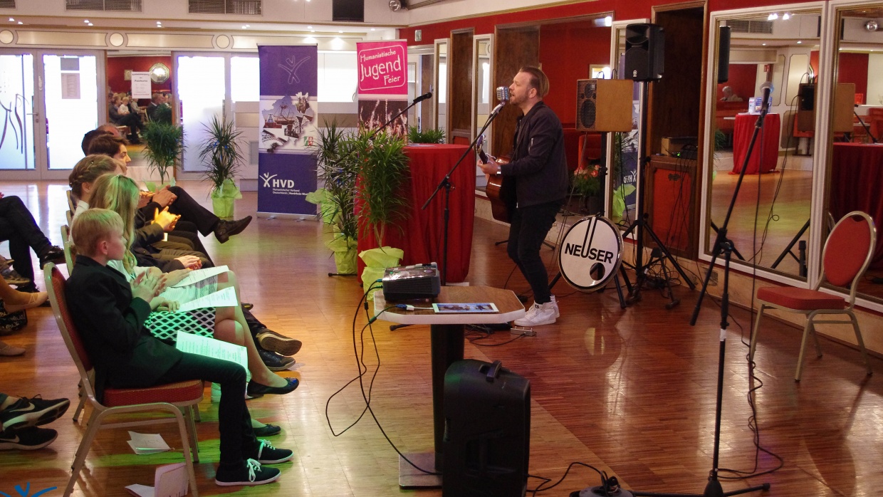 Henning Neuser macht Musik
