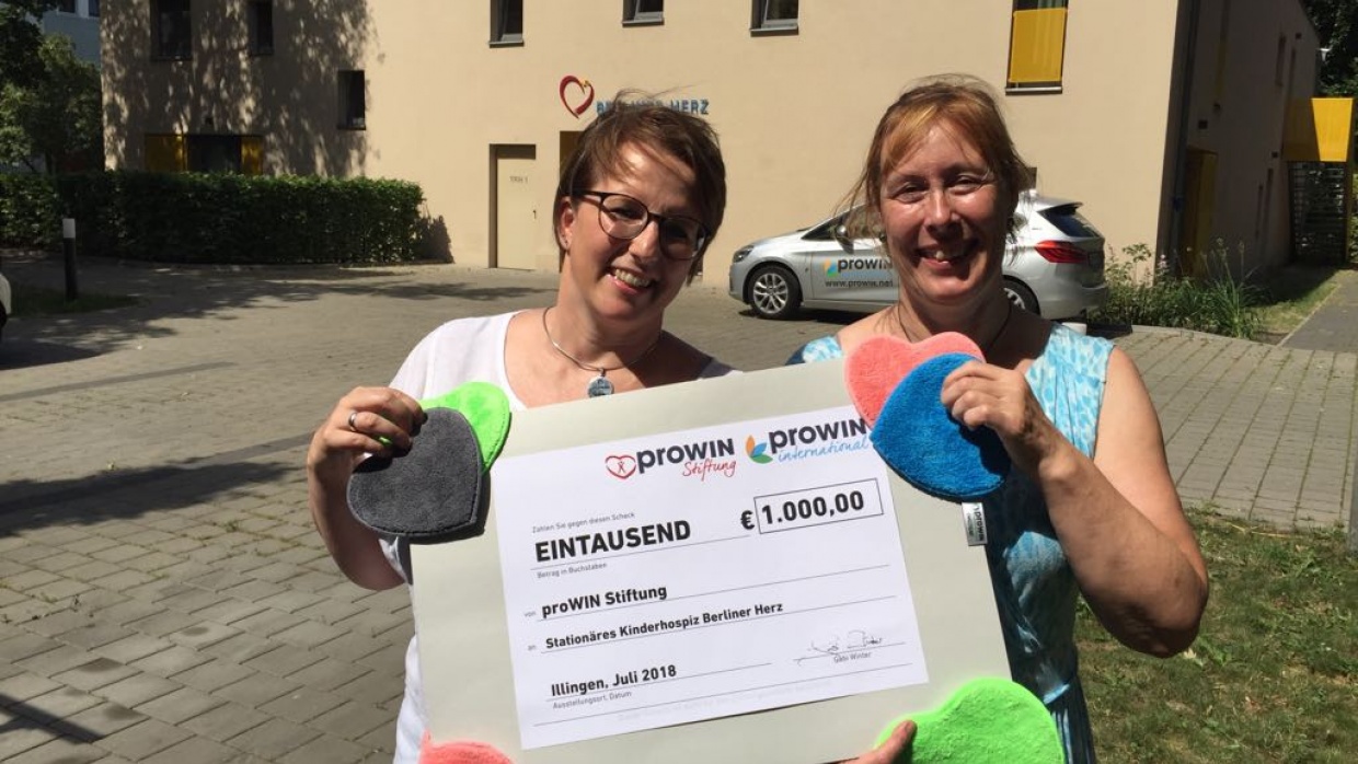 v.l. Frau Penteker, Frau Rudel