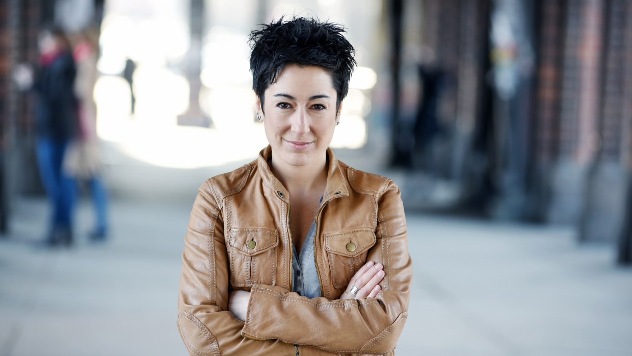 Die Journalistin und Fernsehmoderatorin Dunja Hayali erhält den Flechtheimpreis für Demokratie und Menschenrechte 2018.