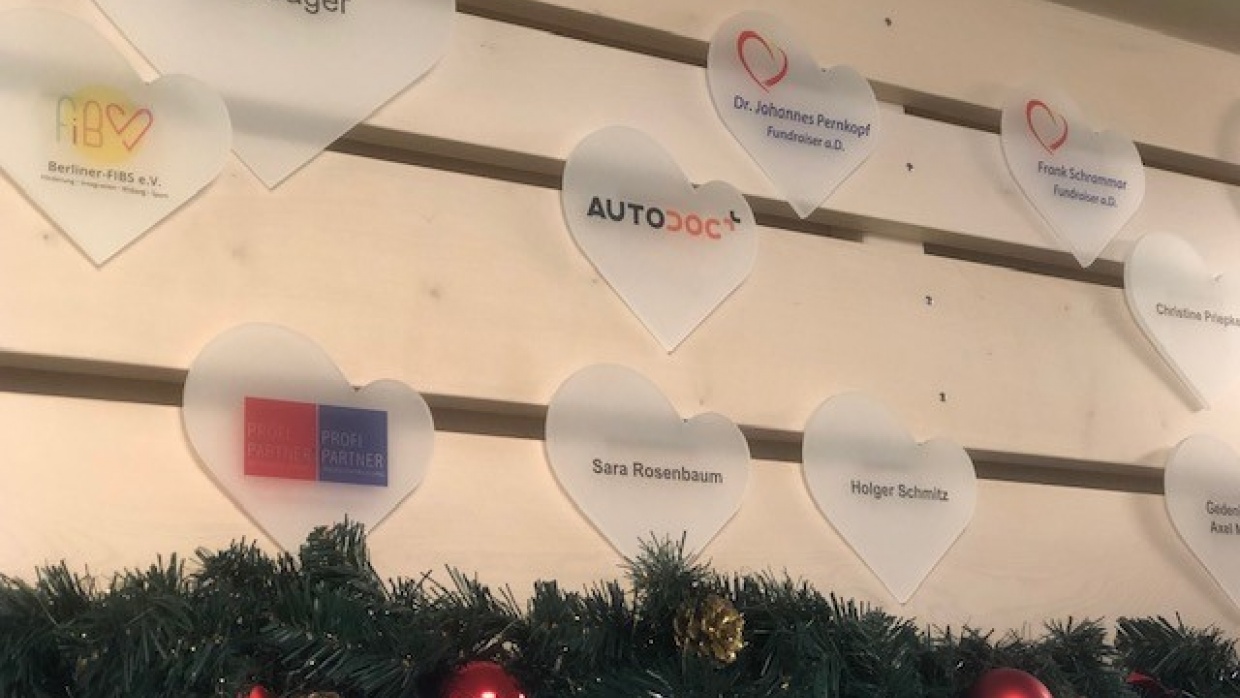 Mit dem Spenderherz im Kinderhospiz bedanken wir uns für die großzügige Unterstützung durch Autodoc