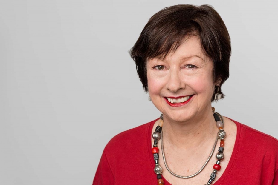 Gita Neumann ist Mitglied des HVD-Präsidiums, Dipl.-Psychologin, Sozialpädagogin und Philosophin. Mitglied der Akademie für Ethik in der Medizin (AEM, Göttingen). Publikationen, Stellungnahmen in Gesetzgebungsverfahren und Medienauftritte zu Patientenautonomie am Lebensende, Hospiz- und Palliativversorgung, Weltanschauungsfragen, Lebens- und Sterbehilfe. Foto: © Die Hoffotografen